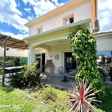 Jolie maison Borgo trois chambres trois salles de bain Extérieur photo